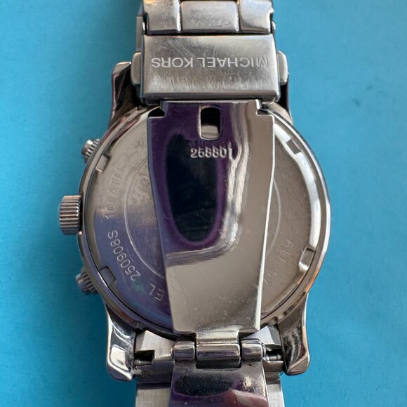 Michelle Kors Watch - Picture 2 of 4